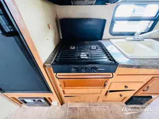 2011 Forest River Salem Cruise Lite 22RBXL RV Photo 4