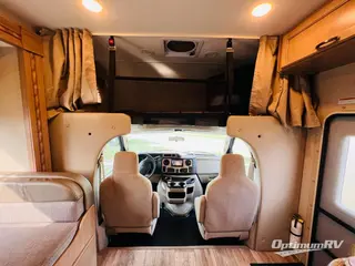 2019 Thor Four Winds 25V RV Photo 2