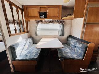 2001 Skyline Layton 249LT RV Photo 3