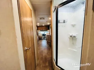 2017 Gulf Stream Conquest 3616 RV Photo 4