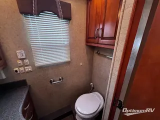 2009 Newmar Ventana 3936 RV Photo 4