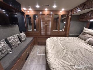 2018 Holiday Rambler Navigator XE 33D RV Photo 4