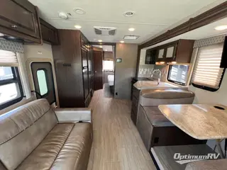 2019 Thor Windsport 27B RV Photo 2