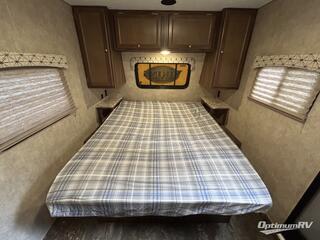 2017 Viking Ultra-Lite 17FQ RV Photo 4