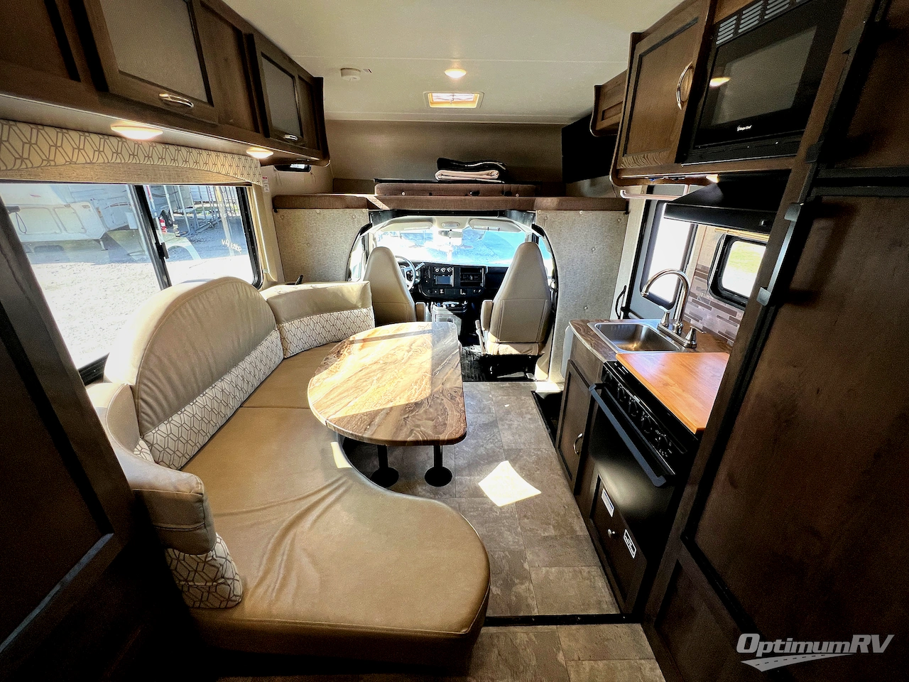 2020 Coachmen Freelander 21QB  Ford 350 Photo 5