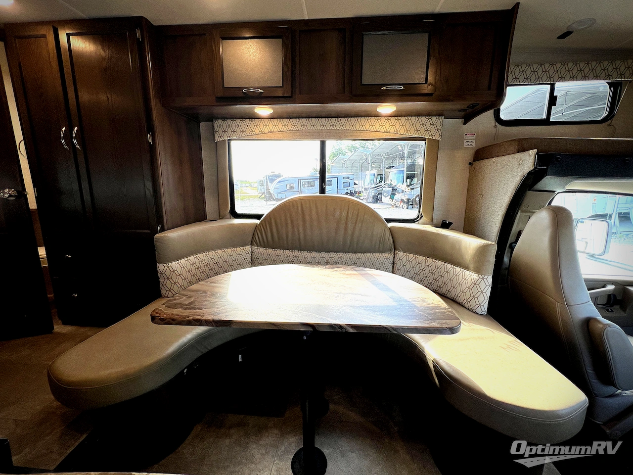 2020 Coachmen Freelander 21QB  Ford 350 Photo 8