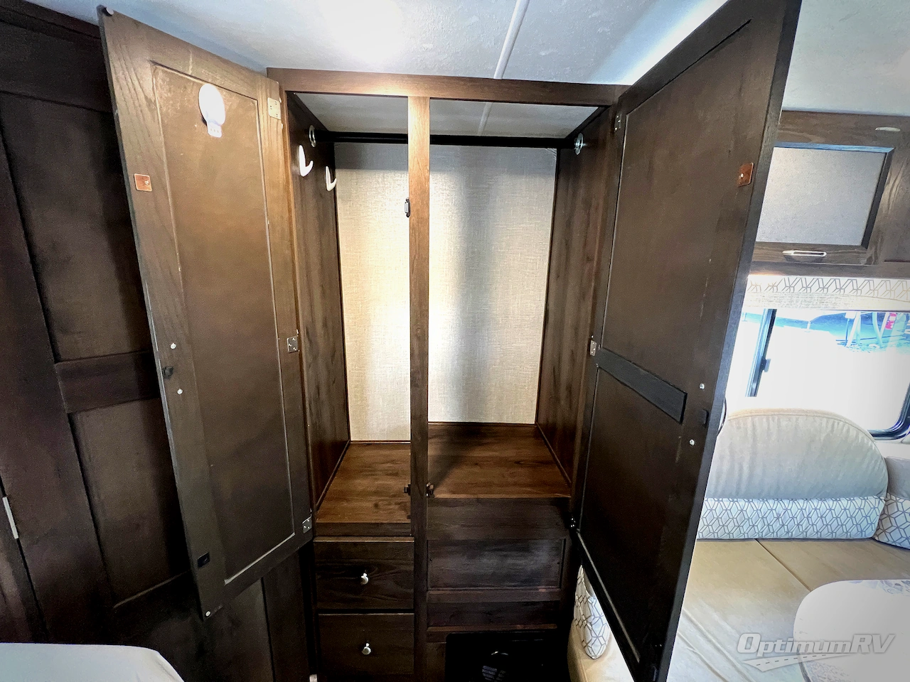 2020 Coachmen Freelander 21QB  Ford 350 Photo 16