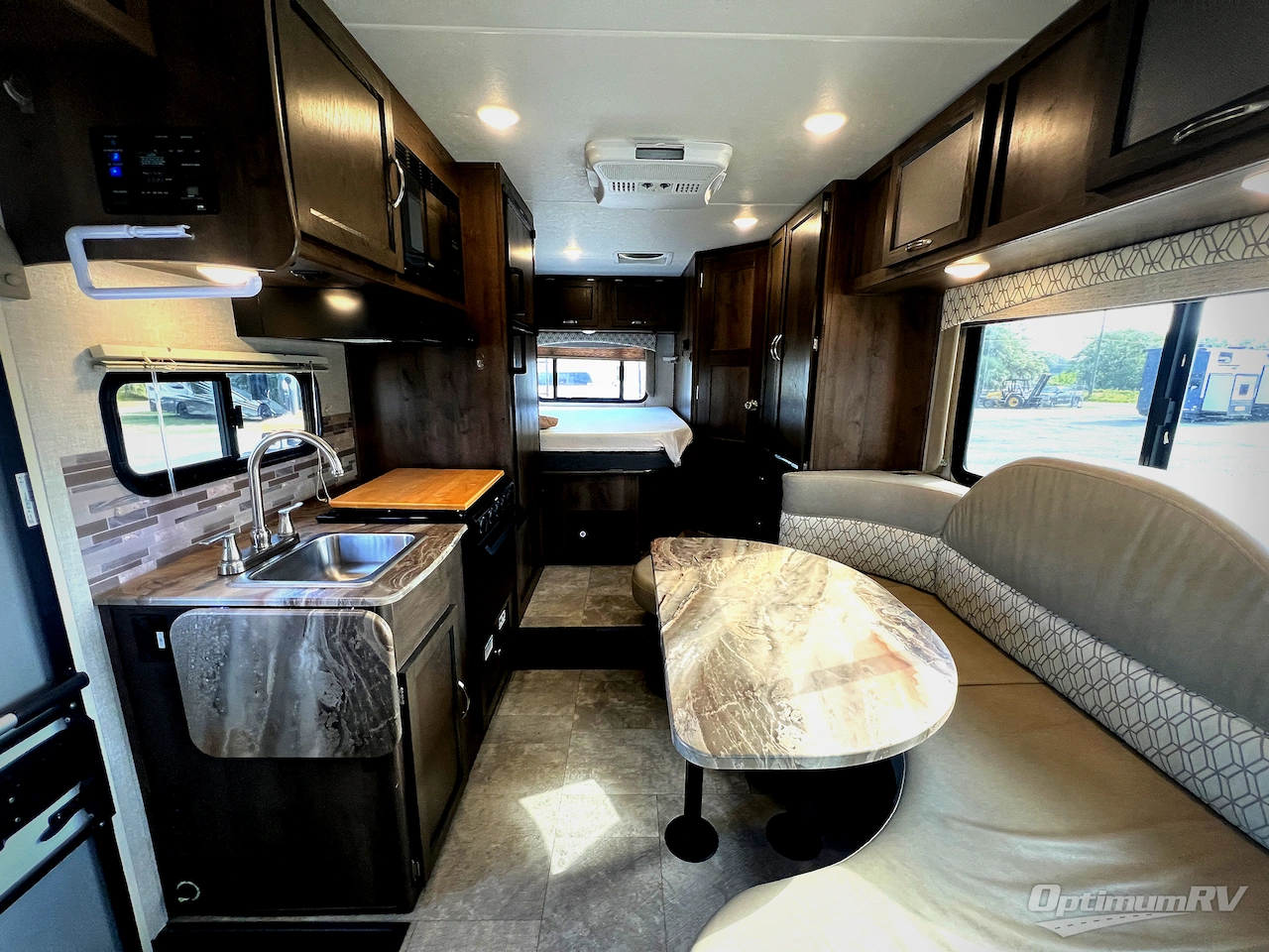 2020 Coachmen Freelander 21QB  Ford 350 Photo 17