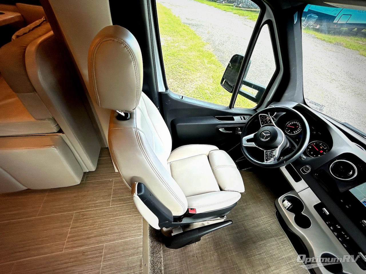 2020 Thor Delano Sprinter 24TT Photo 7