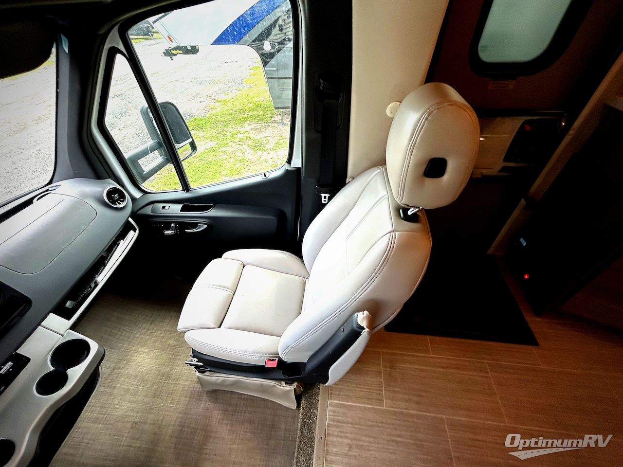 2020 Thor Delano Sprinter 24TT Photo 9