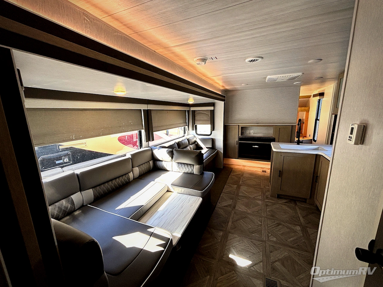 2023 Forest River Wildwood 31KQBTS Photo 18