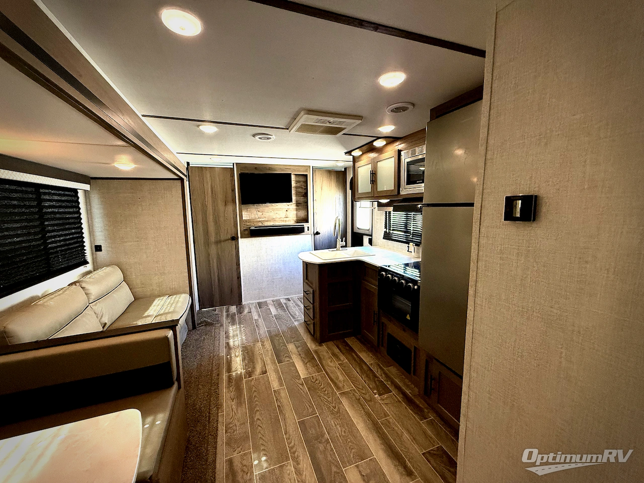 2022 Gulf Stream Kingsport Ultra Lite 279BH Photo 5