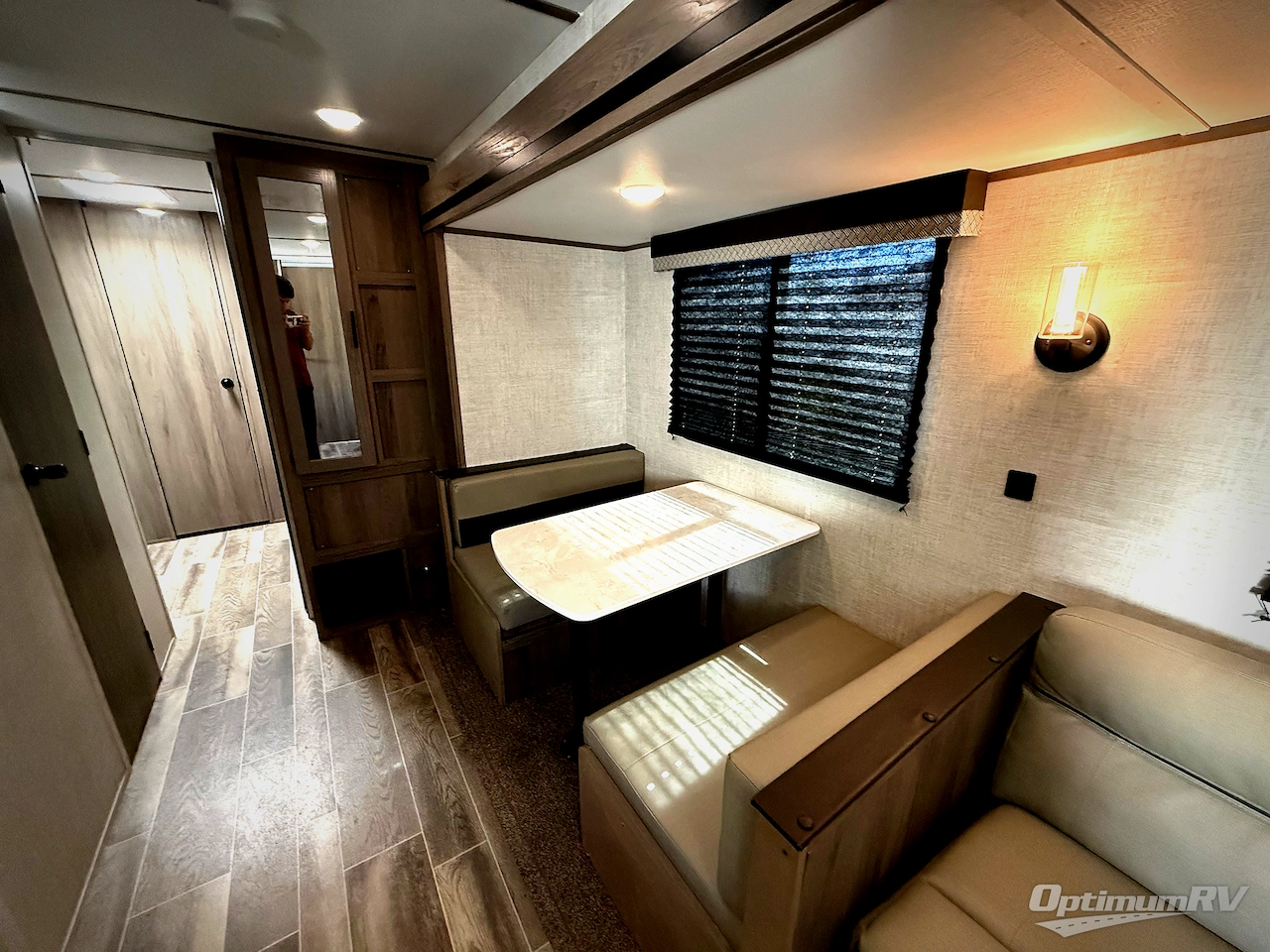 2022 Gulf Stream Kingsport Ultra Lite 279BH Photo 7