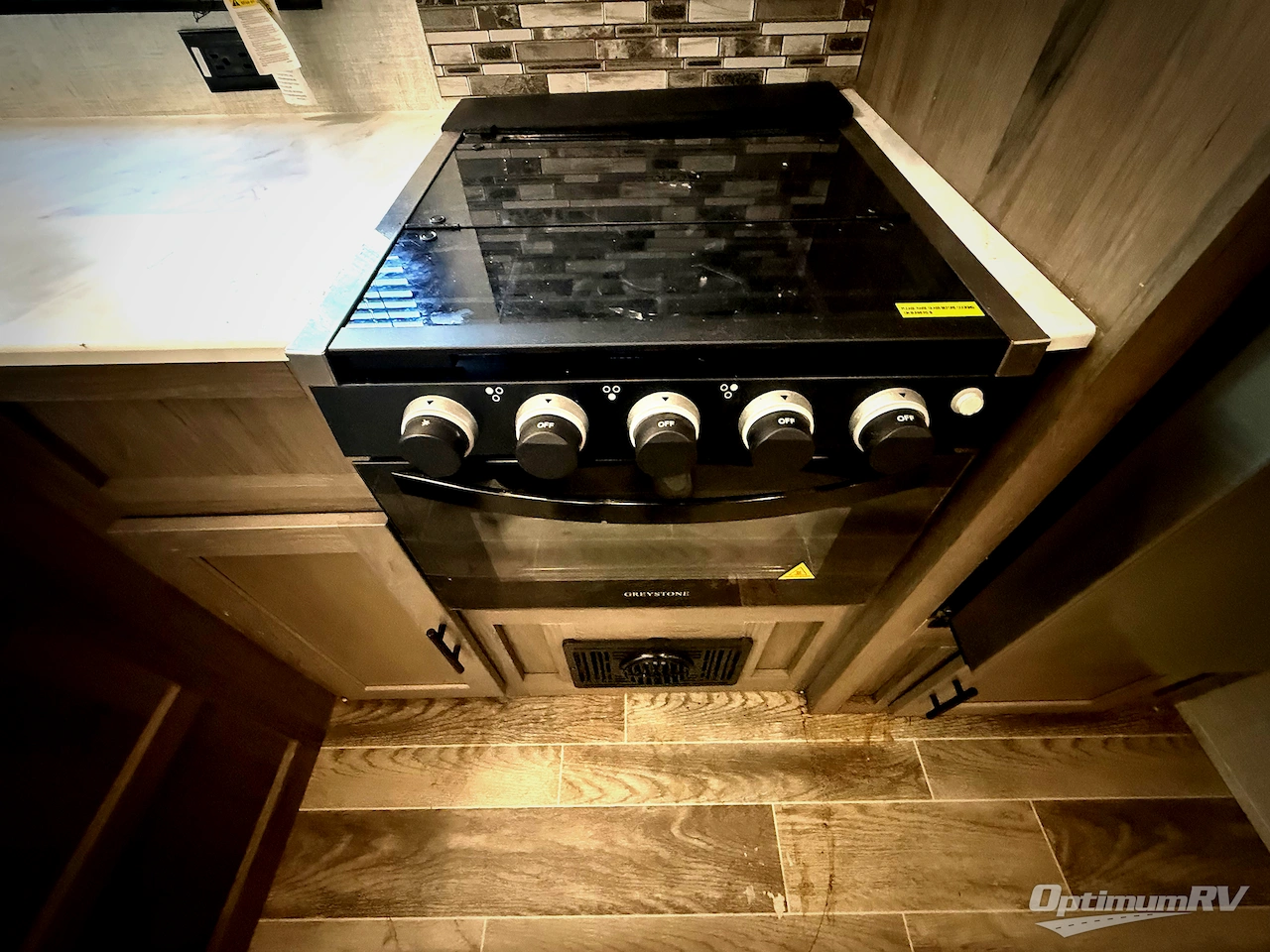 2022 Gulf Stream Kingsport Ultra Lite 279BH Photo 10