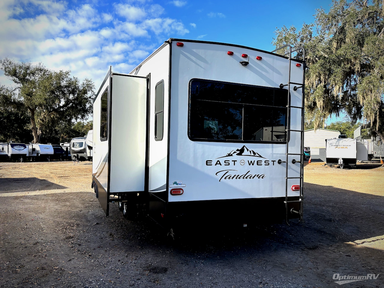 2022 East To West Tandara 286RL-OK Photo 3