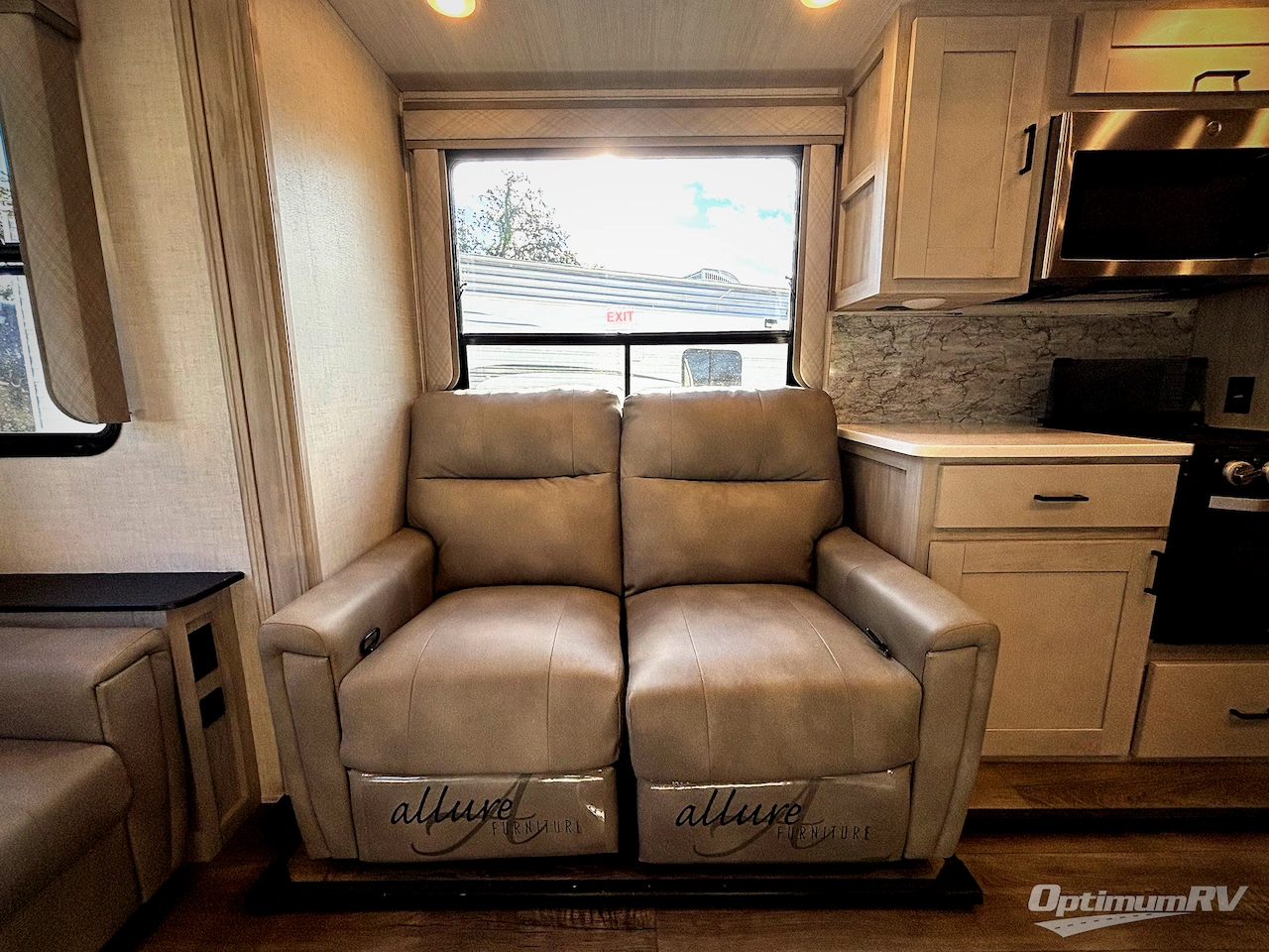 2022 East To West Tandara 286RL-OK Photo 13