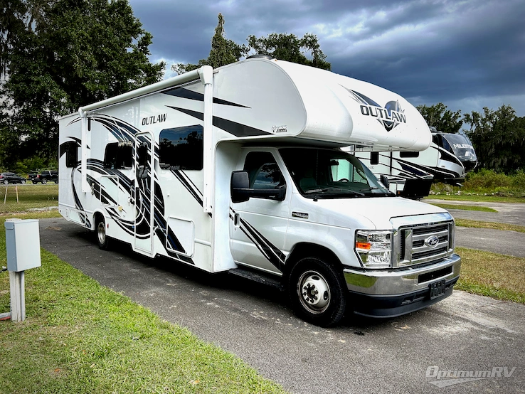 2023 Thor Outlaw 29J RV Photo 1