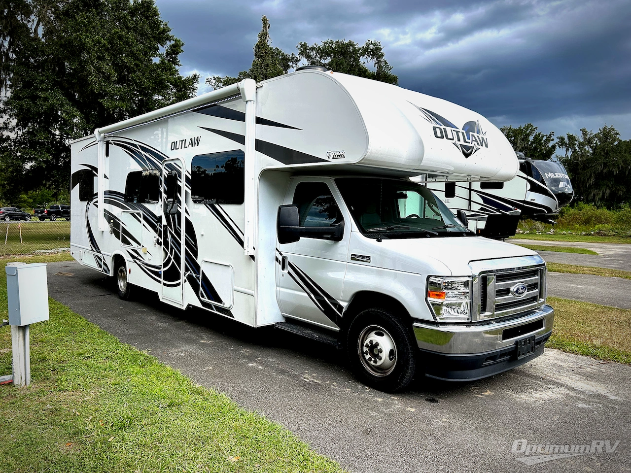 2023 Thor Outlaw 29J Photo 1