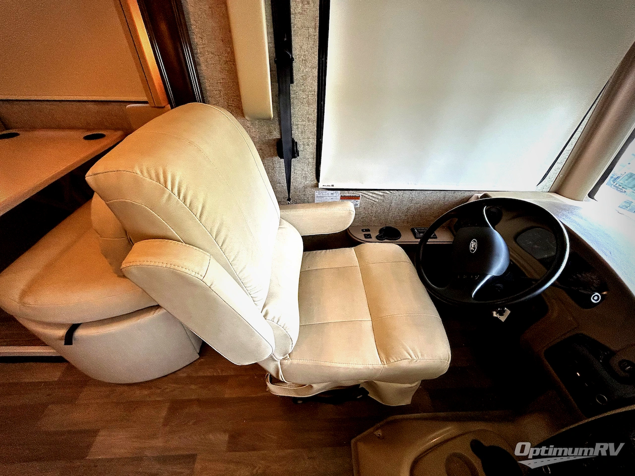 2017 Thor Miramar 34.1 Photo 7