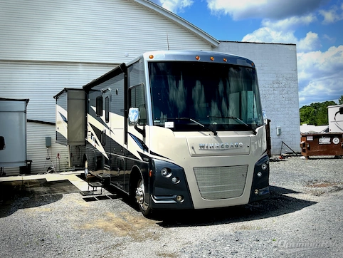 Used 2022 Winnebago Vista 35U Featured Photo