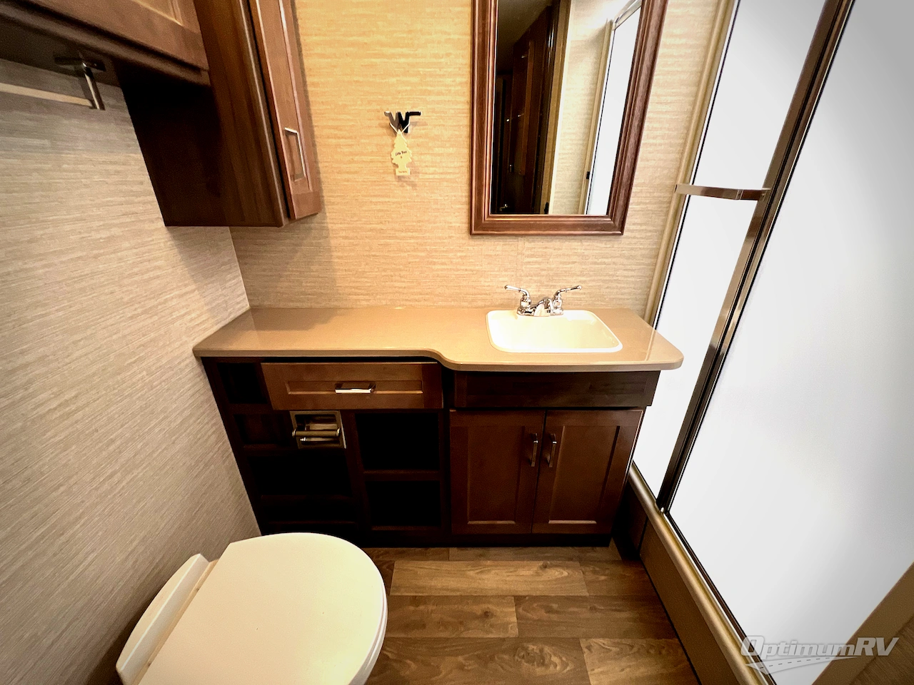 2022 Winnebago Vista 35U Photo 18