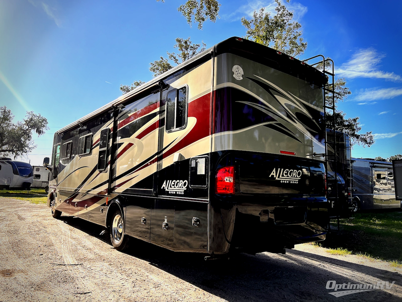 2014 Tiffin Allegro 36 LA Photo 2