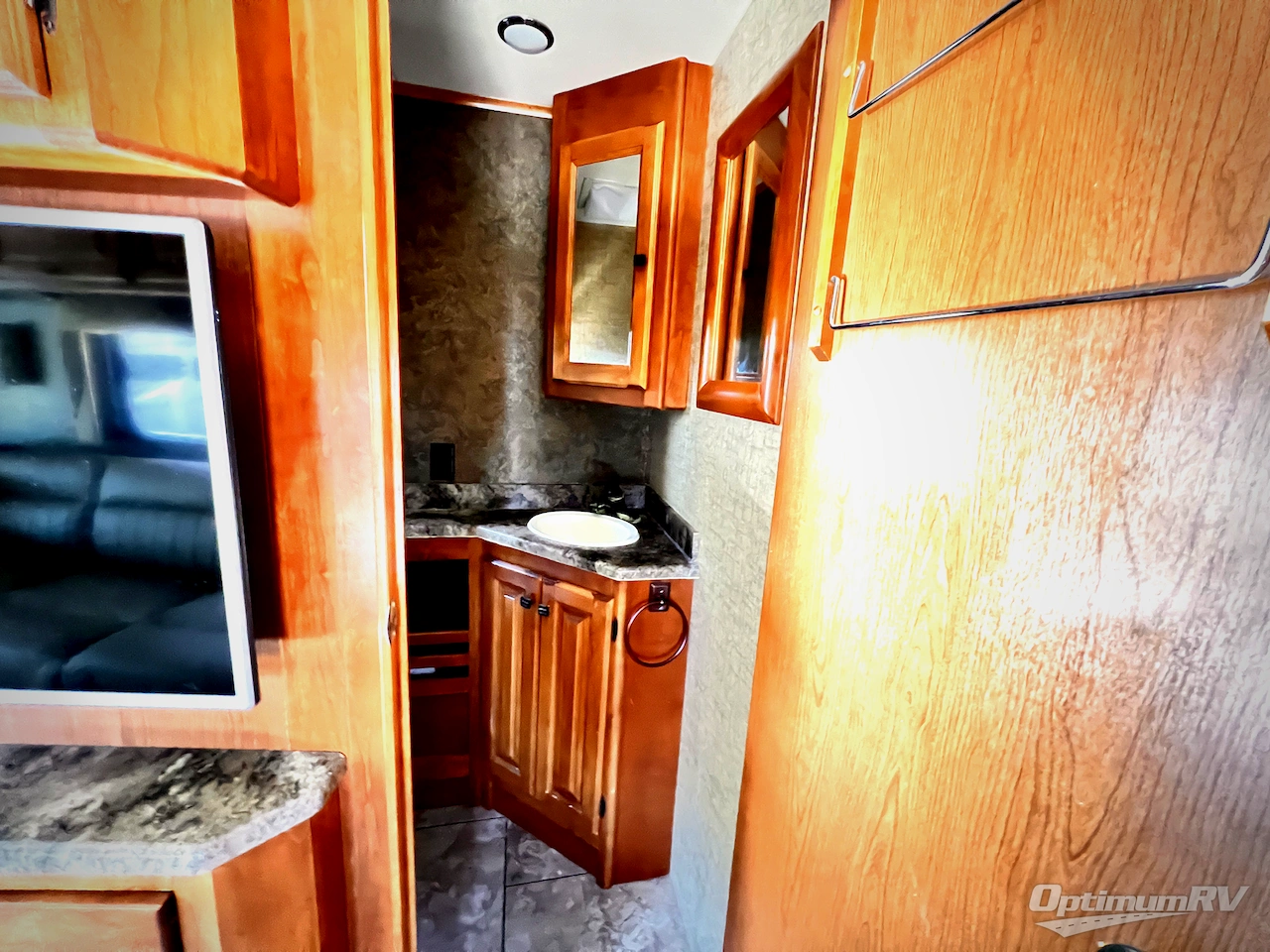 2014 Tiffin Allegro 36 LA Photo 17