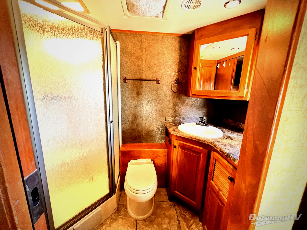 2014 Tiffin Allegro 36 LA Photo 20