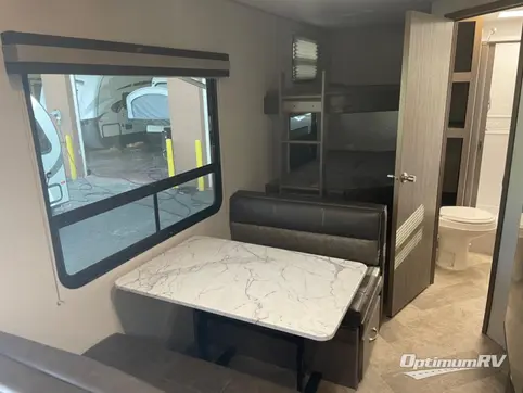 2020 East To West Alta 2100MBH RV Photo 2