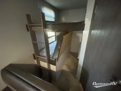 2020 East To West Alta 2100MBH RV Photo 4