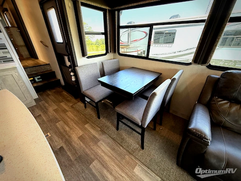 2021 Keystone Montana High Country 331RL RV Photo 2