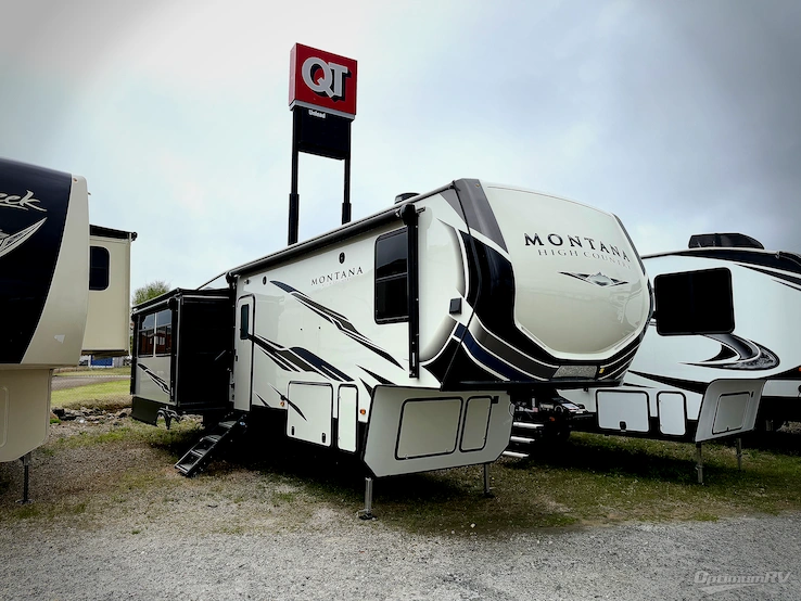 2021 Keystone Montana High Country 331RL RV Photo 1