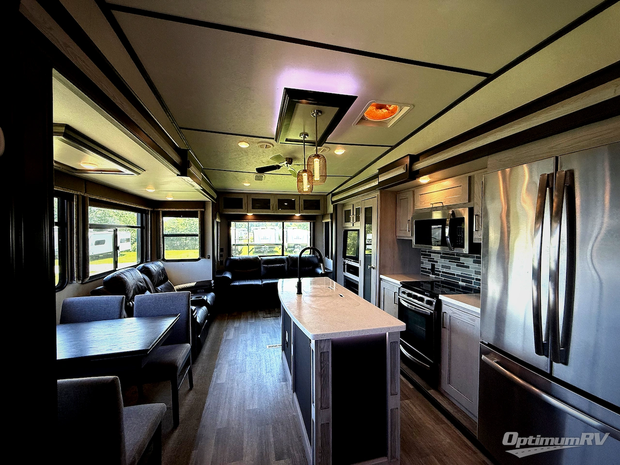 2021 Keystone Montana High Country 331RL Photo 4