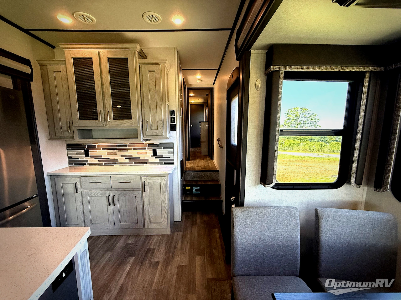 2021 Keystone Montana High Country 331RL Photo 13