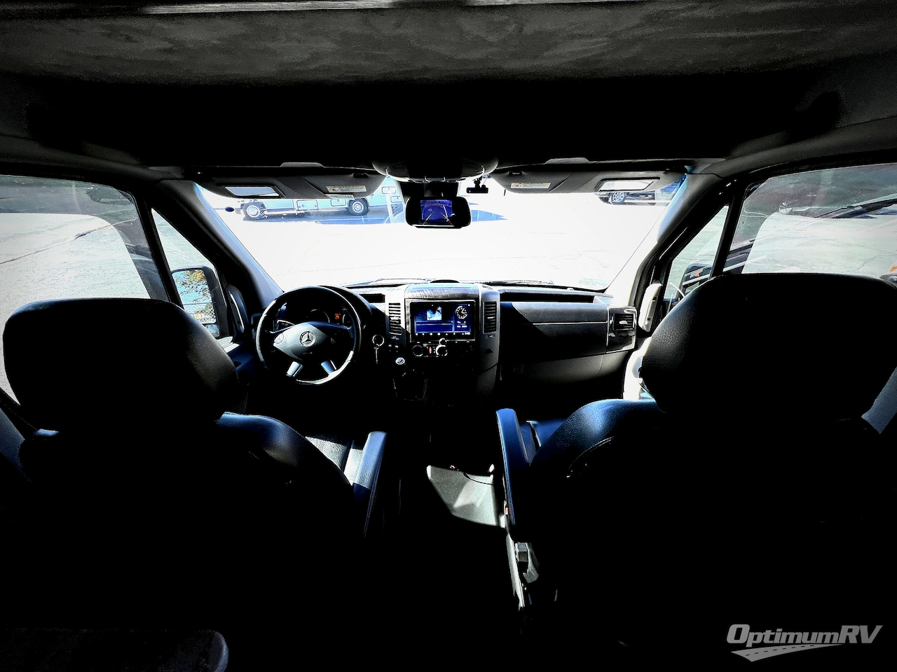 2018 Airstream Interstate Grand Tour EXT Std. Model Photo 6