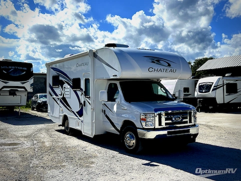 Used 2022 Four Winds Chateau 22E Featured Photo