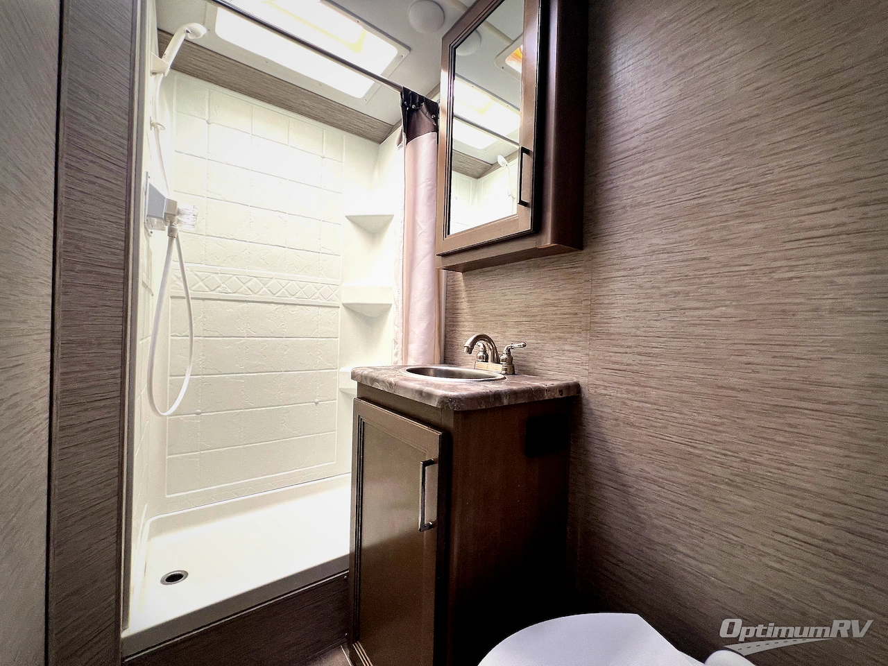 2022 Four Winds Chateau 22E Photo 18