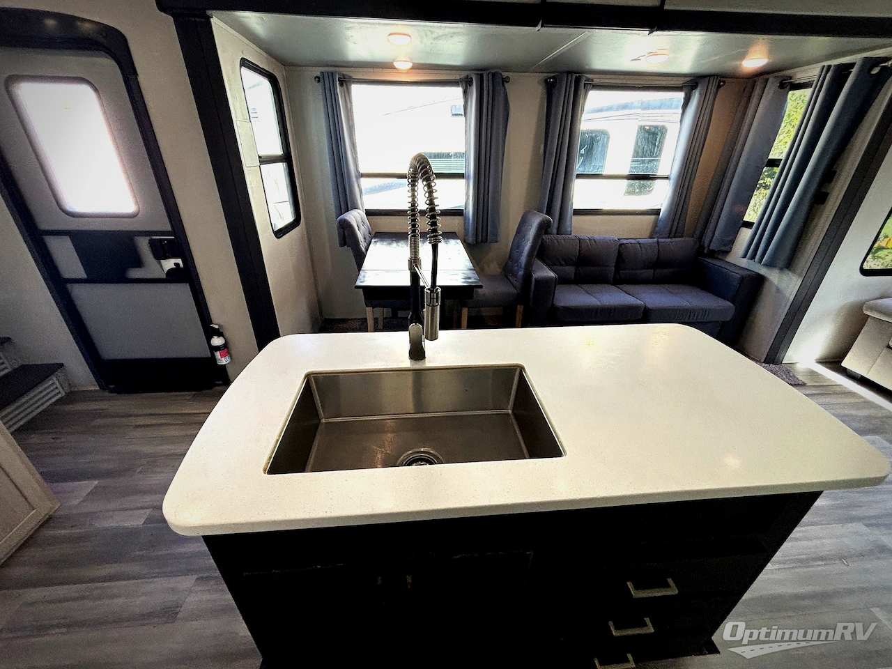 2021 Keystone Sprinter Limited 3190RLS Photo 11