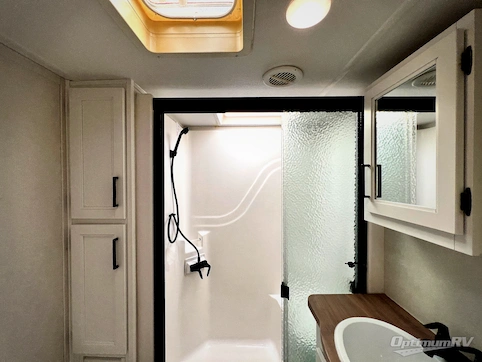 2022 Prime Time Crusader 395BHL RV Photo 4