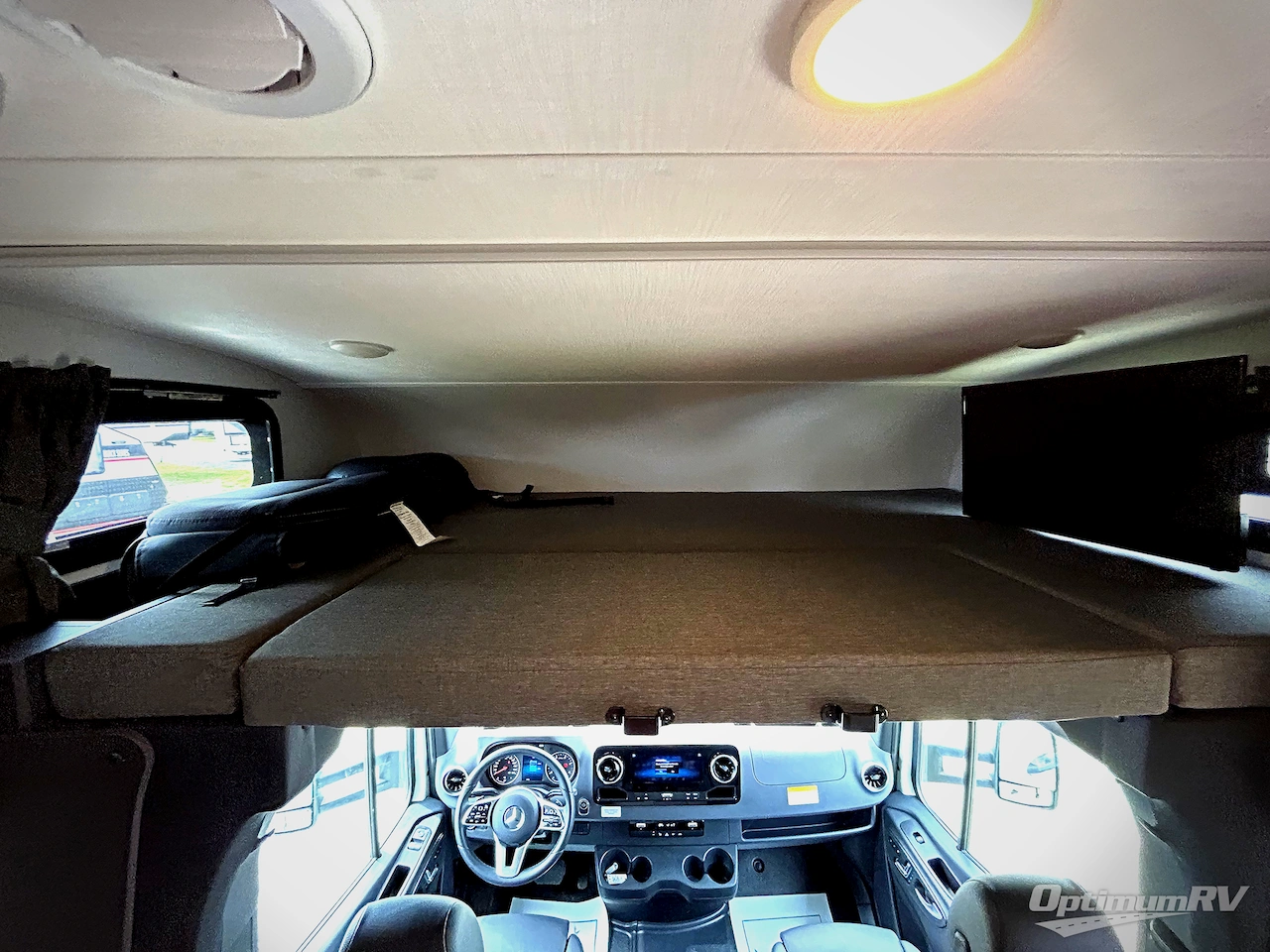 2025 Forest River Sunseeker MBS 2400 Photo 11