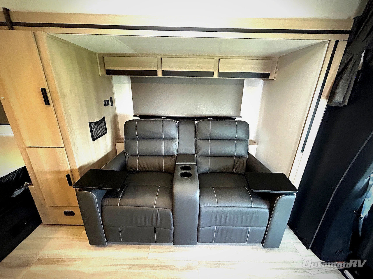 2025 Forest River Sunseeker MBS 2400 Photo 14