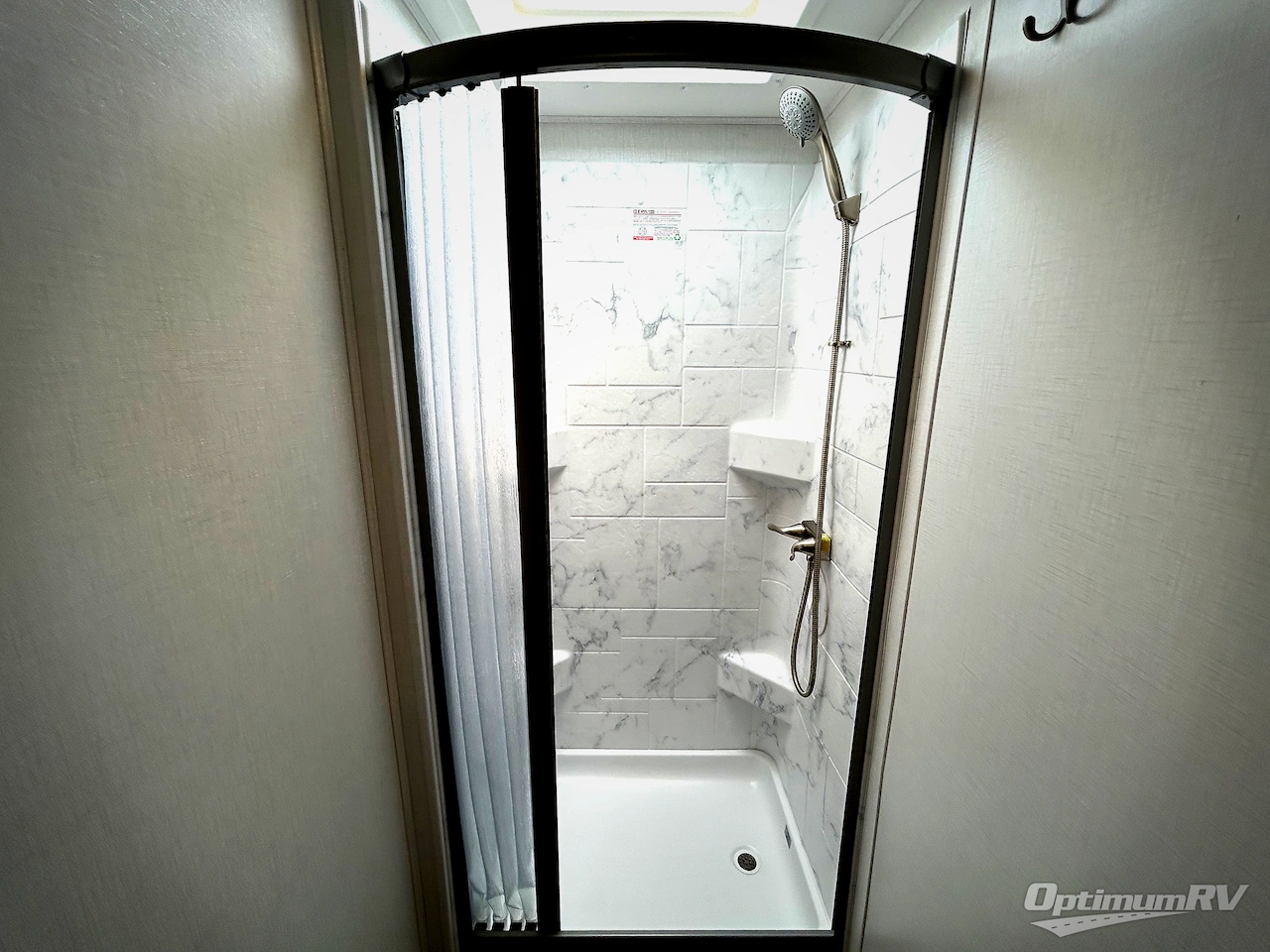 2025 Forest River Sunseeker MBS 2400 Photo 17