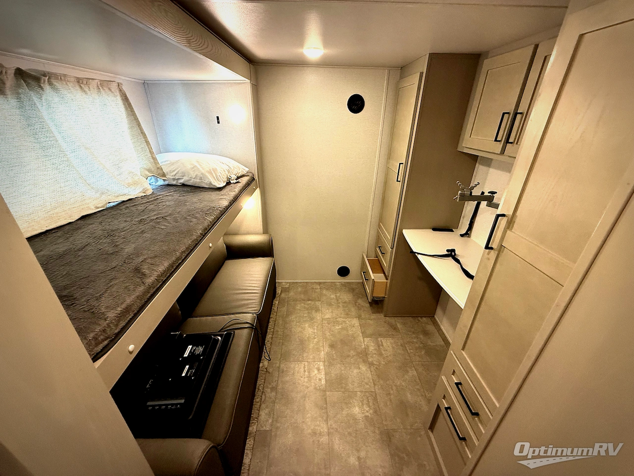 2022 Palomino Columbus C-Series 379MBC Photo 14