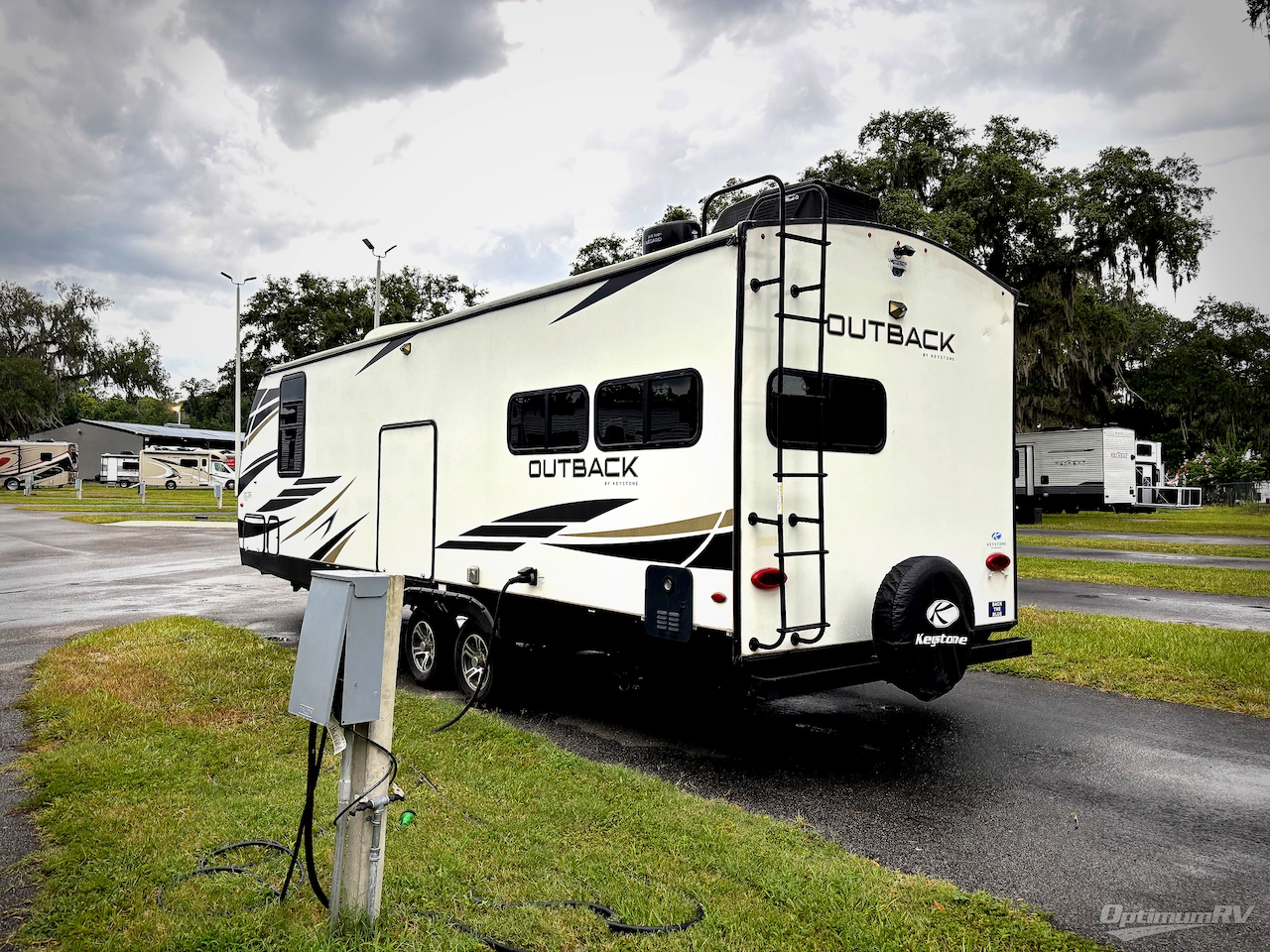 2022 Keystone Outback Ultra Lite 260UML Photo 3