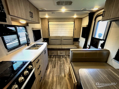 2021 Keystone Passport SL 219BH RV Photo 2