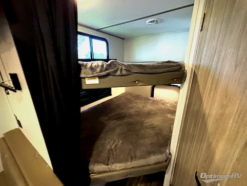 2021 Keystone Passport SL 219BH RV Photo 4