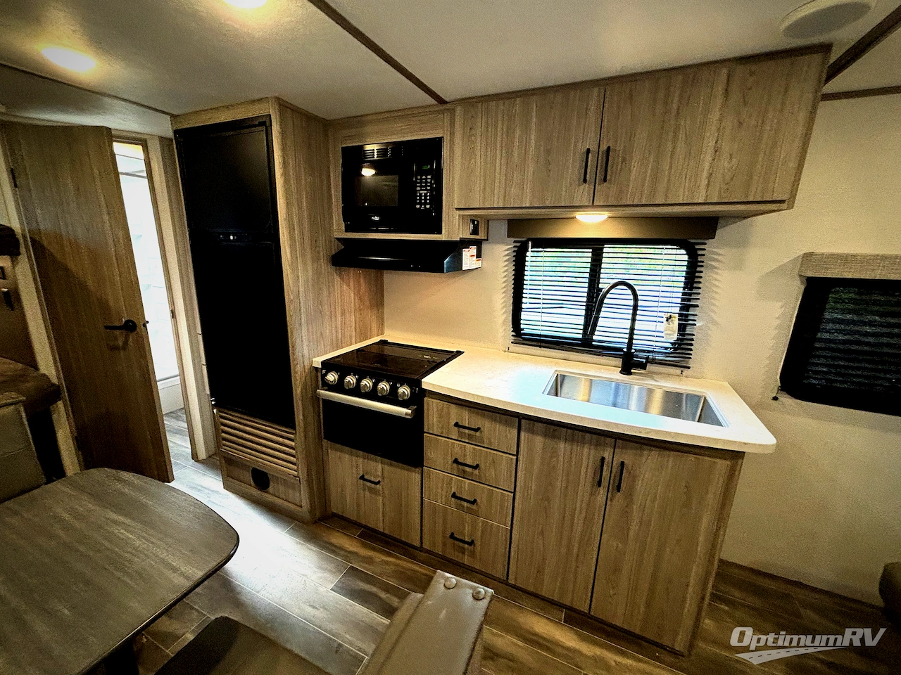 2021 Keystone Passport SL 219BH Photo 6