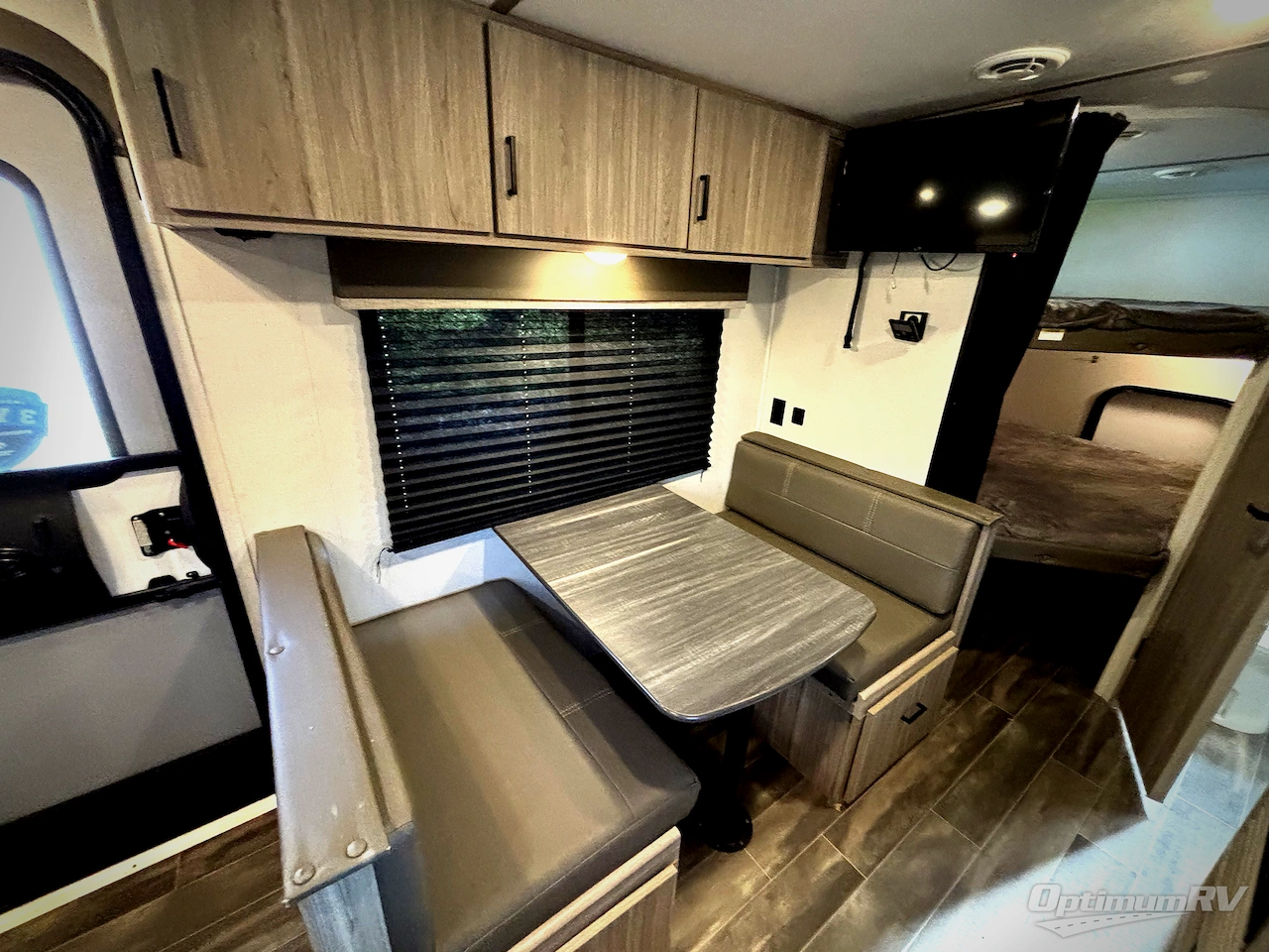 2021 Keystone Passport SL 219BH Photo 10