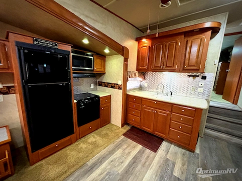 2012 Forest River Cedar Creek Silverback 29RE RV Photo 2