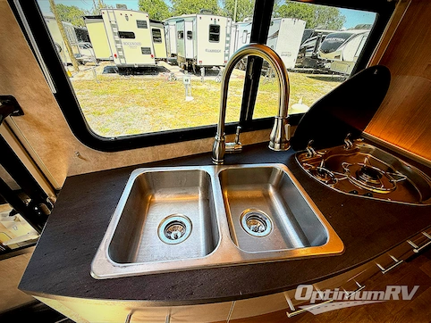 2018 Winnebago View 24J RV Photo 3